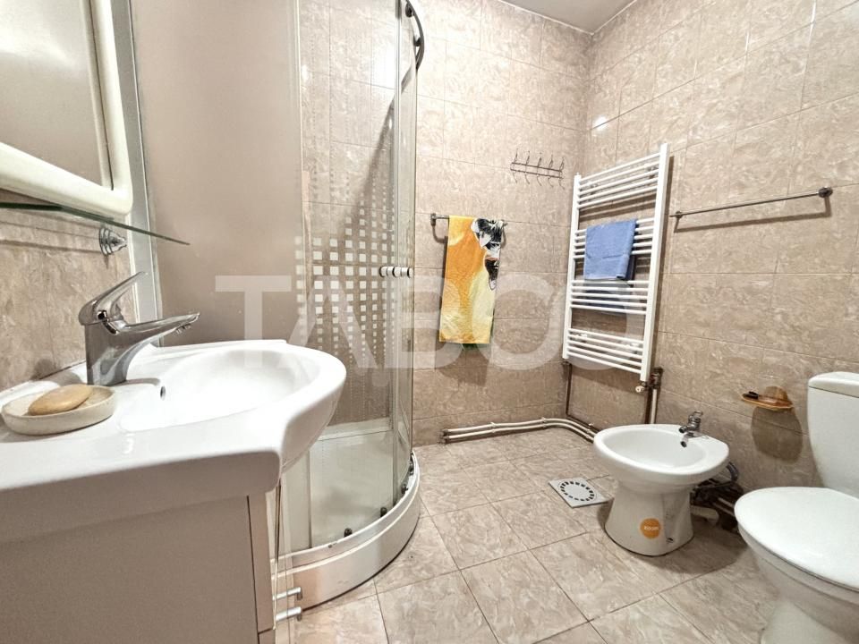Casa individuala de vanzare cu teren de 929 mp front de 44 ml Someseni – fotografia 10 din 14