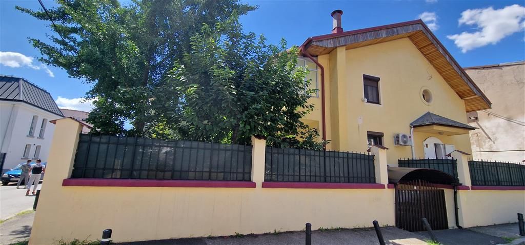 Vila Gara de Nord - Calea Plevnei | Teren 212 mp | Renovata 2020 | – fotografia 2 din 30