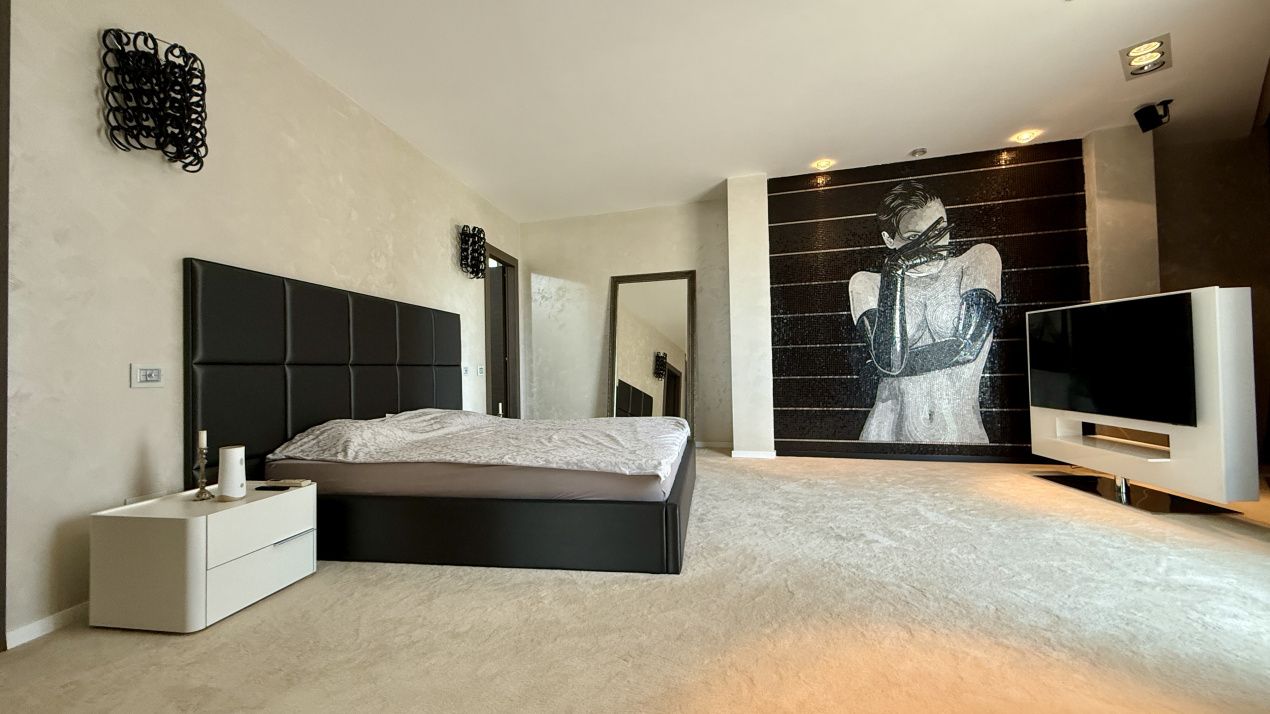 Penthouse UNIC 204 mp totali in Tomis Nord Constanta mobilat si utilat – fotografia 5 din 38