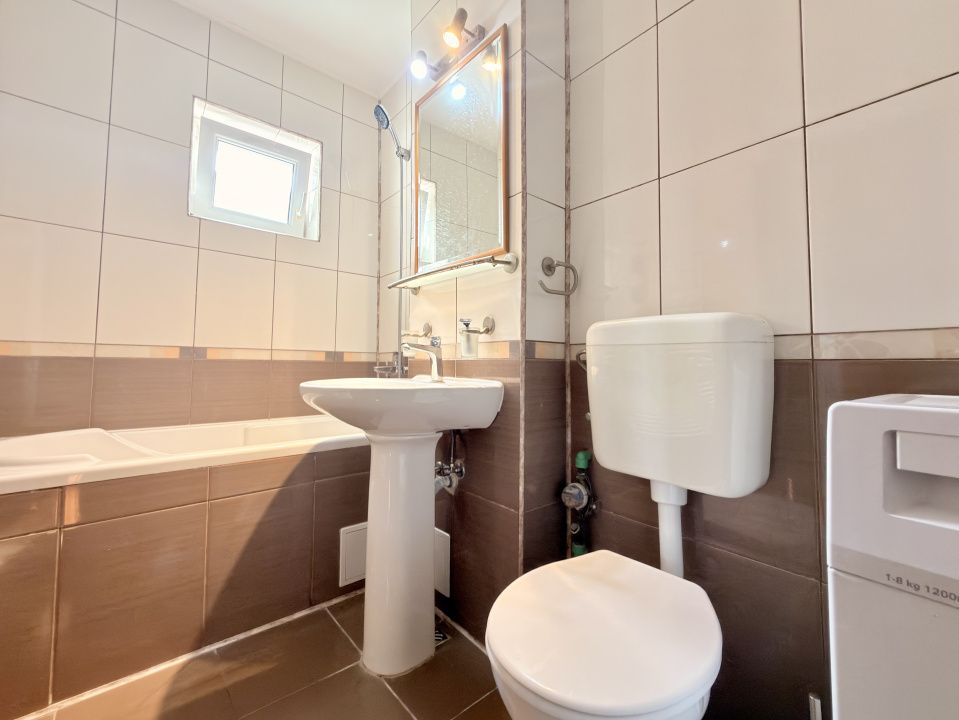 Apartament cu 3 camere decomandat de inchriat in Faleza Nord | Parcare inclusa – fotografia 10 din 11