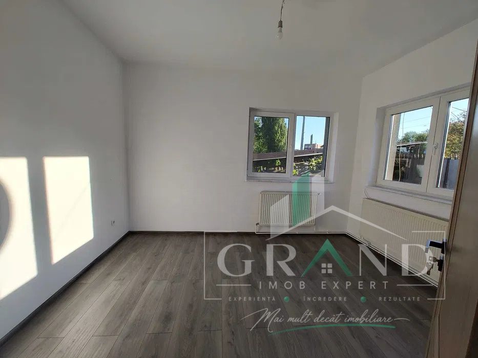 Casa Moderna | 5 Camere | Curte Interioara | Garaj | Parcare | Iris/Oasului – fotografia 1 din 8