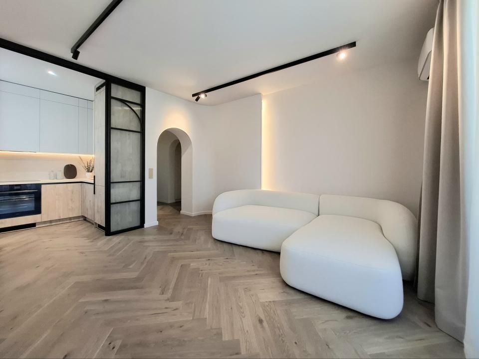 4 Camere I Unirii I Lux-Panoramic I 94 MP I 2020 I Parcare – fotografia 3 din 18
