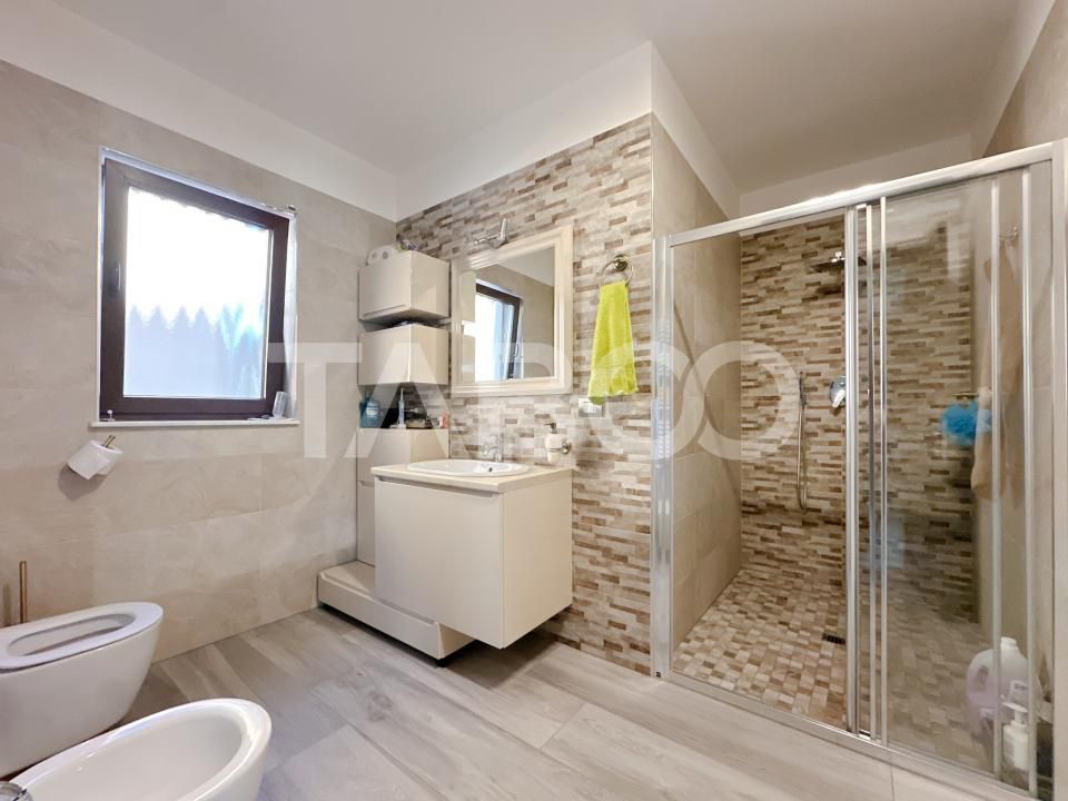 Casa individuala cu garaj de vanzare eficient energetic Someseni – fotografia 5 din 14