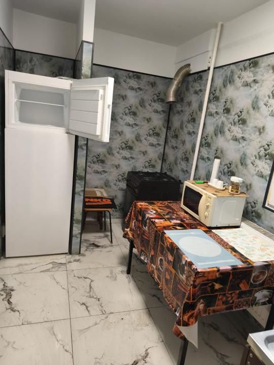 2 Camere de inchiriat | Eroii Revolutiei | Metrou |  Decomandat – fotografia 6 din 8
