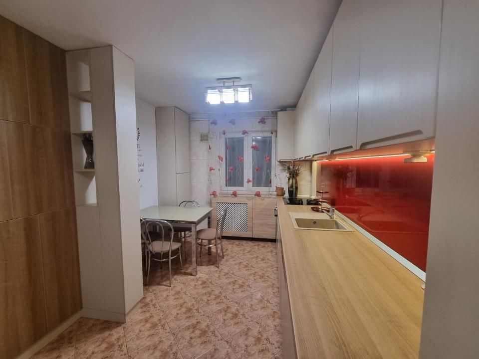 Apartament 3 camere, parcare  – Gheorgheni, zona Hermes / Școala C. Brâncuși – fotografia 1 din 13