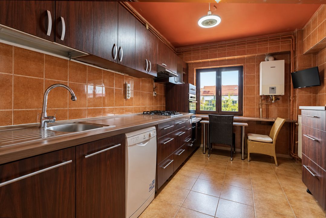 TINERETULUI - METROU, 4 CAMERE 86 MP, PANORAMA! – fotografia 3 din 17