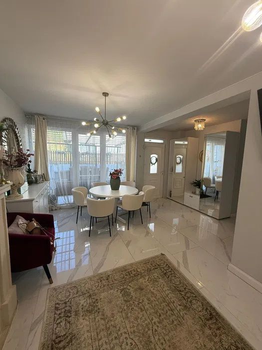 Casă individuală cuplată ultrafinisată, Florești, str. Teilor, 175 mp utili – fotografia 3 din 8