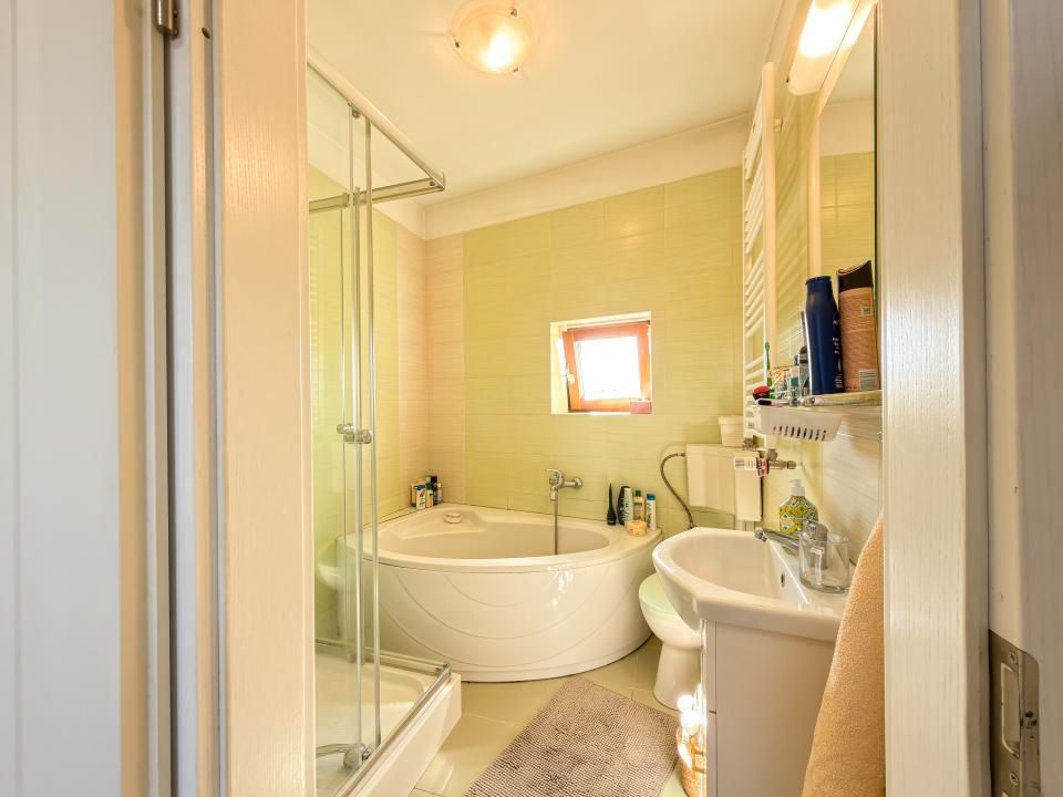 Apartament 4 camere | Str. Dealului | Parcare in curte interioara – fotografia 14 din 19