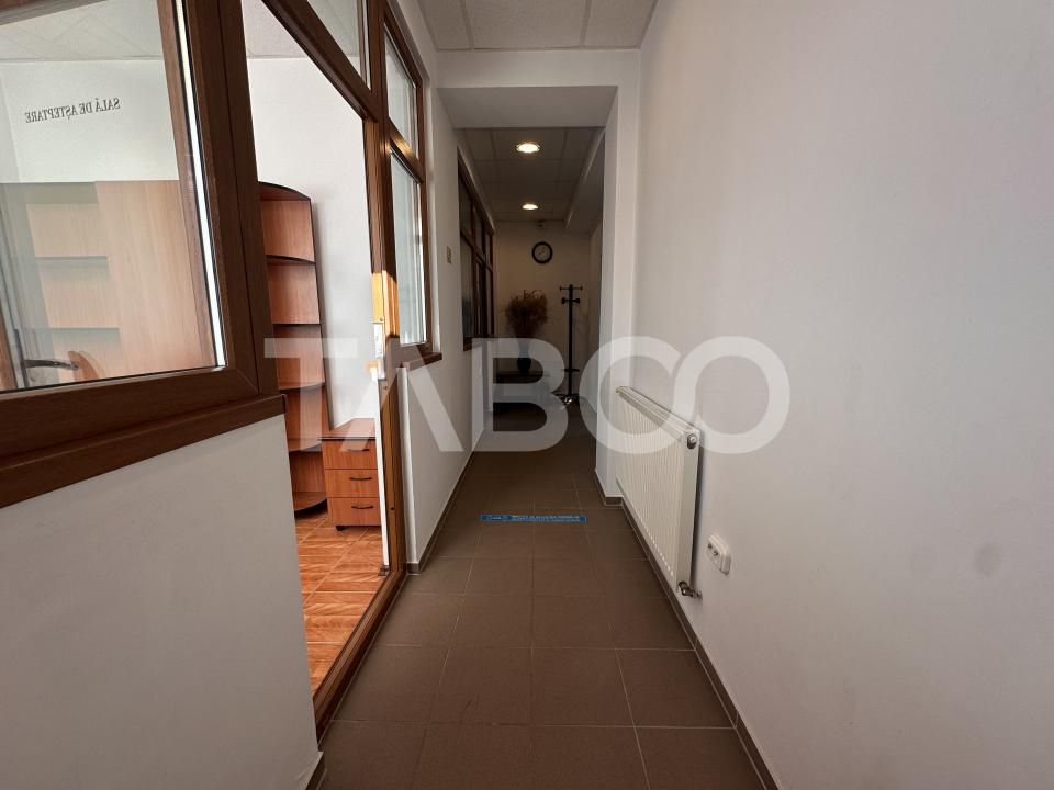 Spatiu de birouri mobilat de inchiriat acces stradal si curte Luptei – fotografia 11 din 17