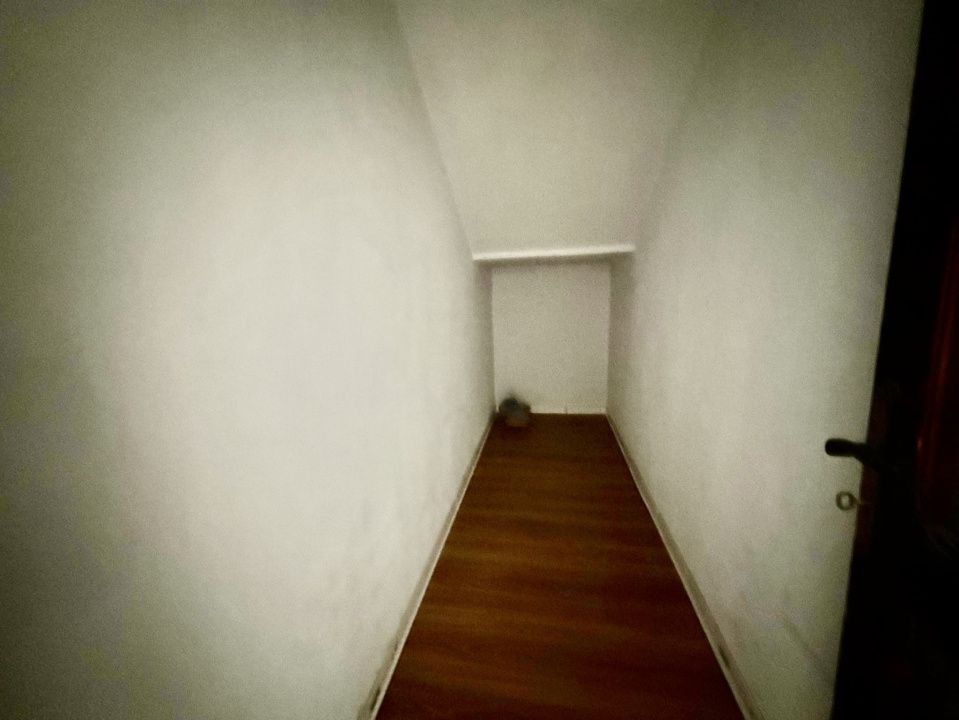 Apartament 3 camere, decomandat, 115.54 mp, Garii – fotografia 4 din 6