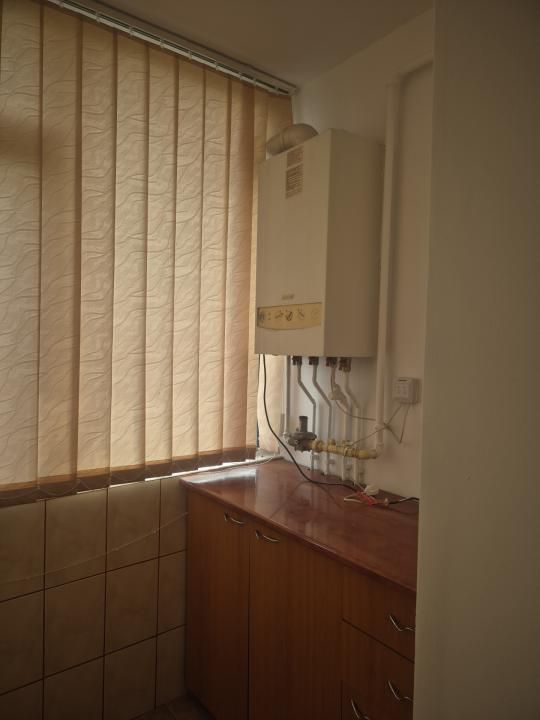 De închiriat apartament 3 camere in Pitești Popa Sapca – fotografia 1 din 14