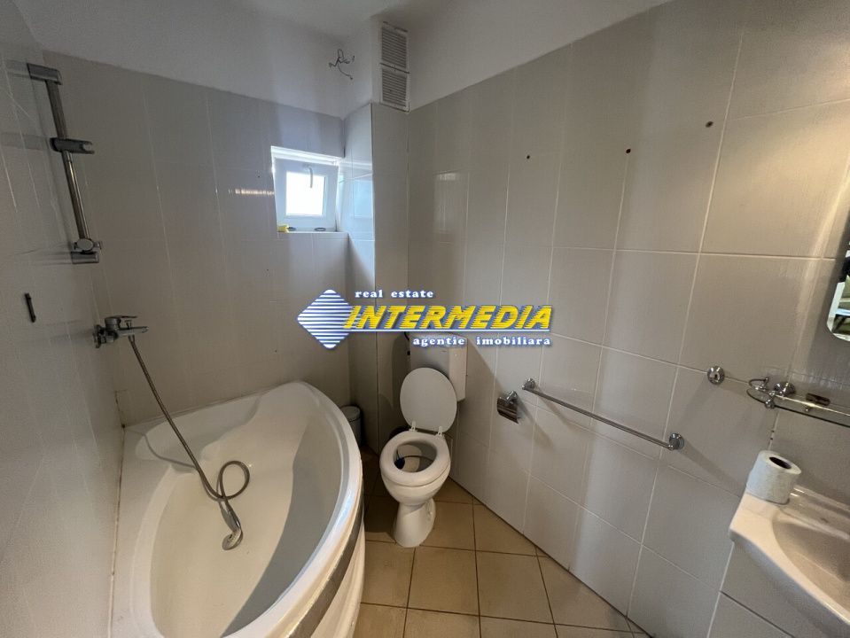 Casa de inchiriat I 4 camere, 2 bai I  in Cetate I  pretabila firma si muncitori – fotografia 9 din 11
