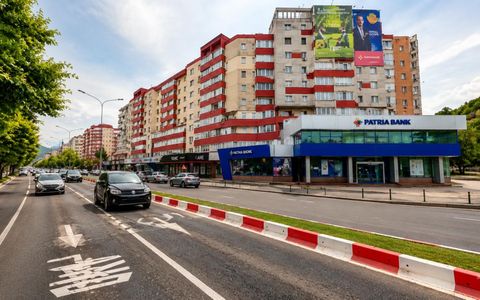 Spațiu Comercial Premium | 806 mp | Vizibilitate Excepțională | Spital Judetean