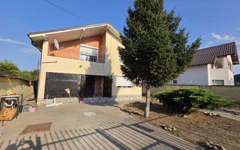 Oportunitate! Casa P+M înaltă, 4 camere, mobilata, utilata, Valu lui Traian!