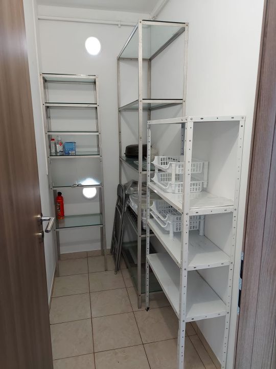 Apartament modern cu 3 camere, 2 balcoane și parcare privată, Turnișor, Sibiu – fotografia 9 din 10