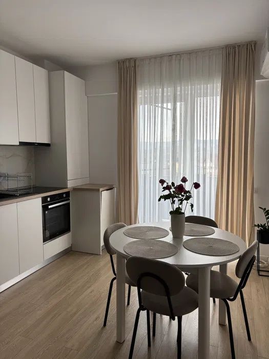 Apartament de vanzare 2 camere 41mp , balcon 5mp zona Marasti Campina – fotografia 1 din 5