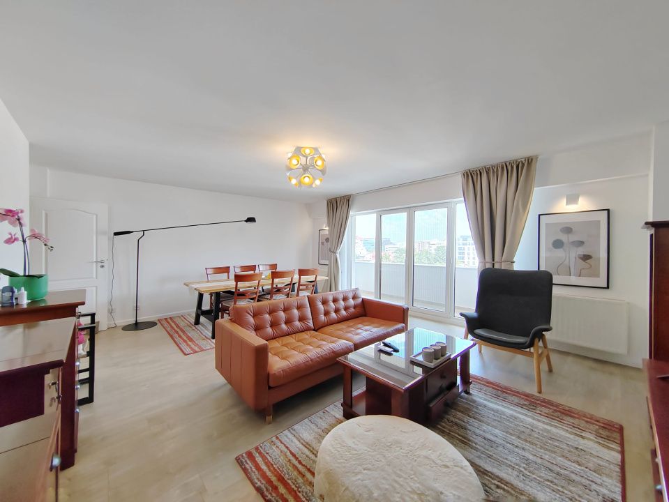 Piața Alba Iulia | 3 Camere | Vede Panoramică | Loc Parcare – fotografia 1 din 25