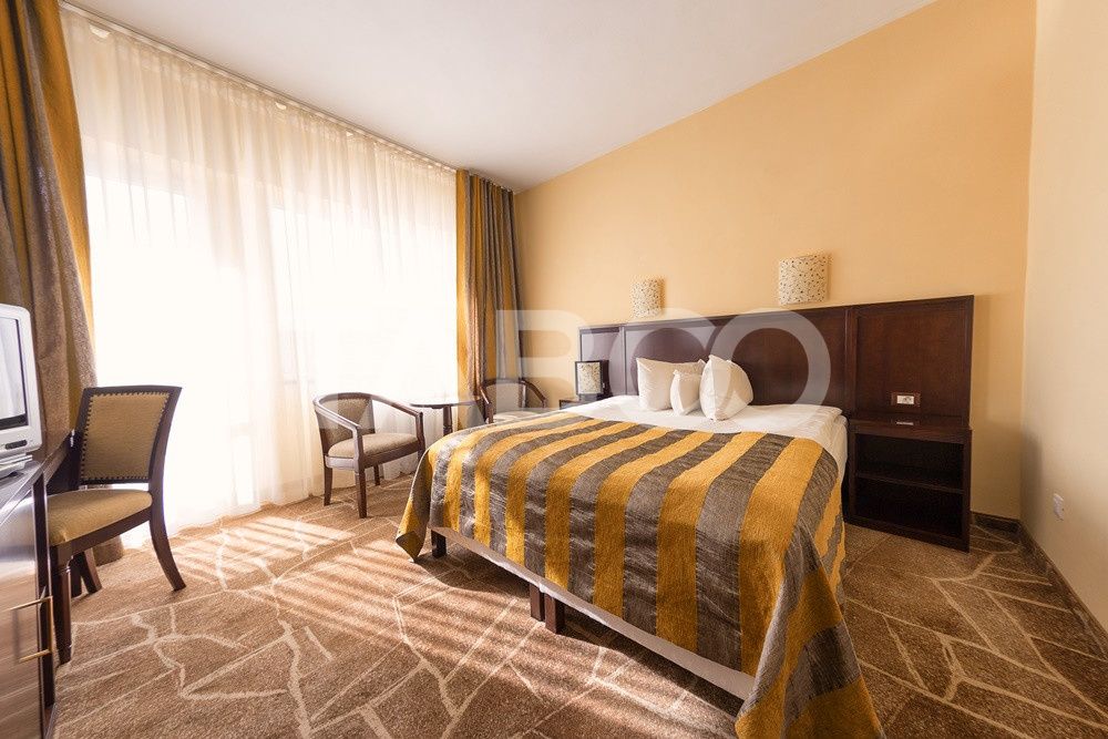 Hotel de 3* si 4* cu 64 de camere in Alba Iulia ultracentral – fotografia 8 din 37
