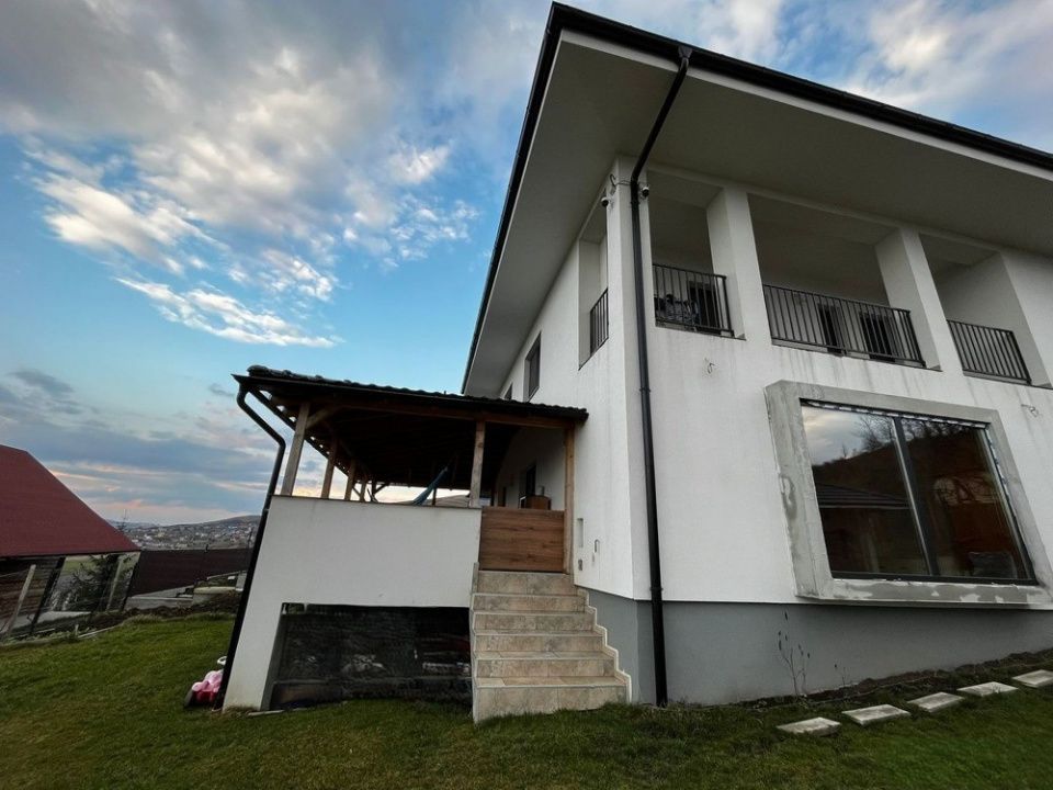 Vilă la cheie, 249 mp utili, teren 640 mp | Dezmir – Planoarelor – fotografia 10 din 10