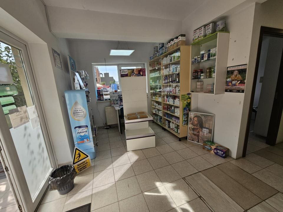 Spațiu comercial cu vad excepțional | Amenajat complet pentru Farmacie, Eroilor! – fotografia 9 din 9