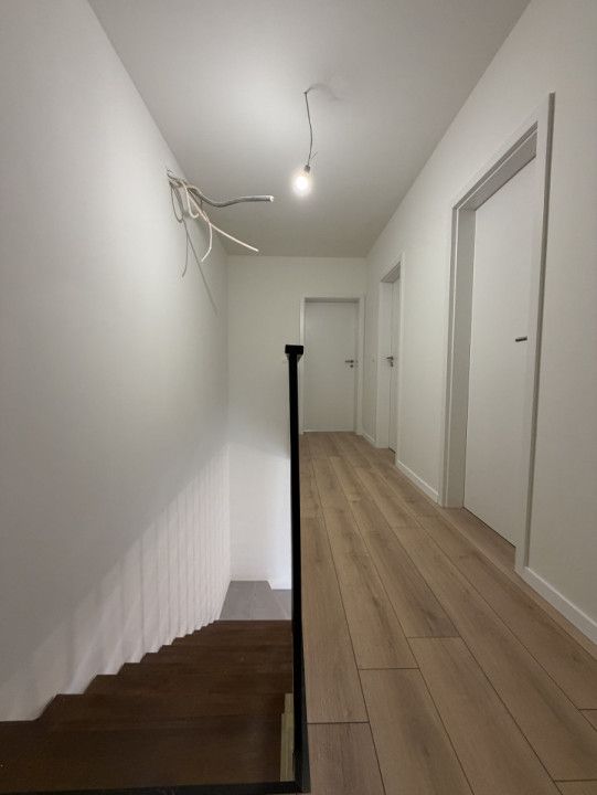 Duplex 4 camere, P+M, 100 mp utili, 330mp teren, 20mp terasa-Sag – fotografia 15 din 18