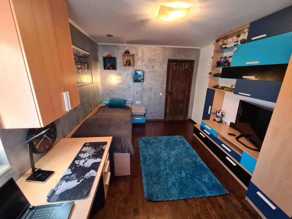 Casă individuală de vânzare în Dezmir — complet mobilată și utilată – fotografia 9 din 14