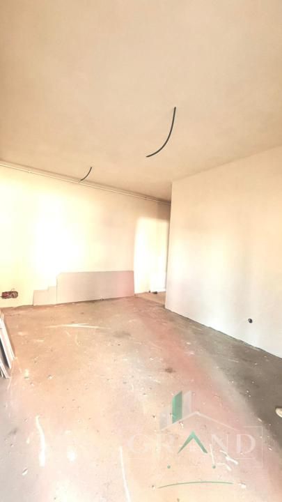 Oportunitate ! Apartament 4 Camere | Semifinisat | Logie 10 MP | Floresti – fotografia 4 din 27