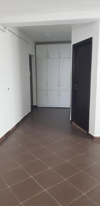 Aparatment cu 3 camere ,etaj intermediar, zona Eroilor – fotografia 7 din 9