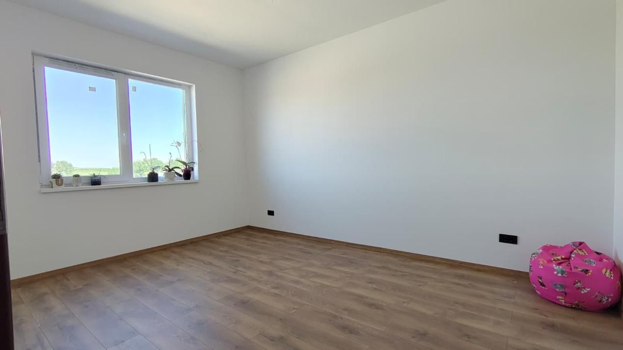 Vila de Vanzare Chiajna situate intre Padure si Lac,Comison 0 – fotografia 12 din 27