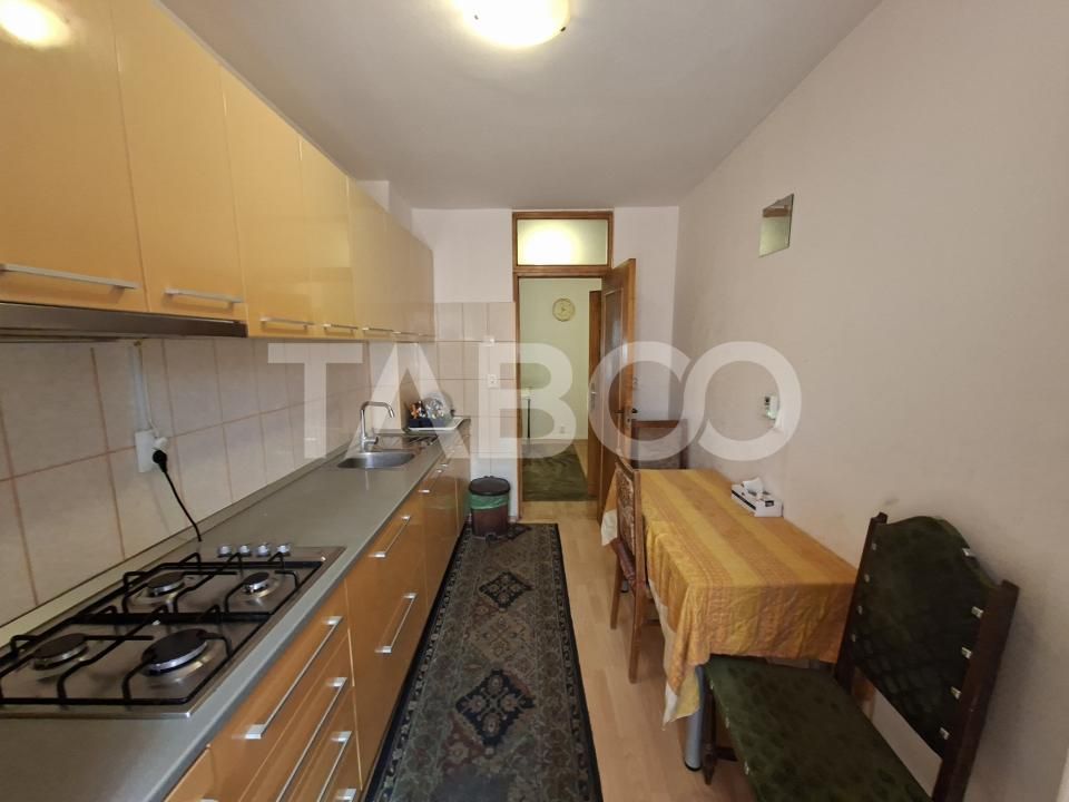 Apartament 3 camere etaj 1 de inchiriat zona Scoala de Inot Sibiu – fotografia 8 din 19