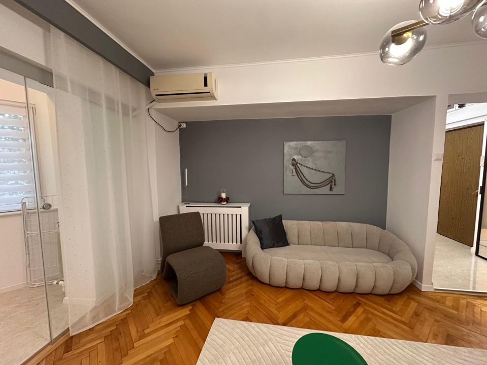 Apartament cu 2 camere de vânzare în zona Capitol – mobilat și utilat lux – fotografia 17 din 24
