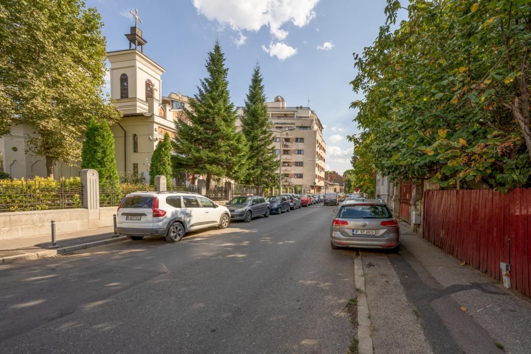 Strada Icoanei - Eminescu, apartament de 3 camere, etaj 1, comision 0% – fotografia 17 din 24