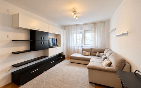 Apartament cu 3 camere in Zona Garii