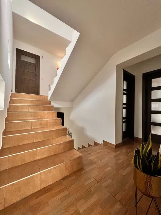 Casă individuală 150 mp utili + 550 mp teren | Terasă panoramică 20 mp | Iris – fotografia 3 din 8