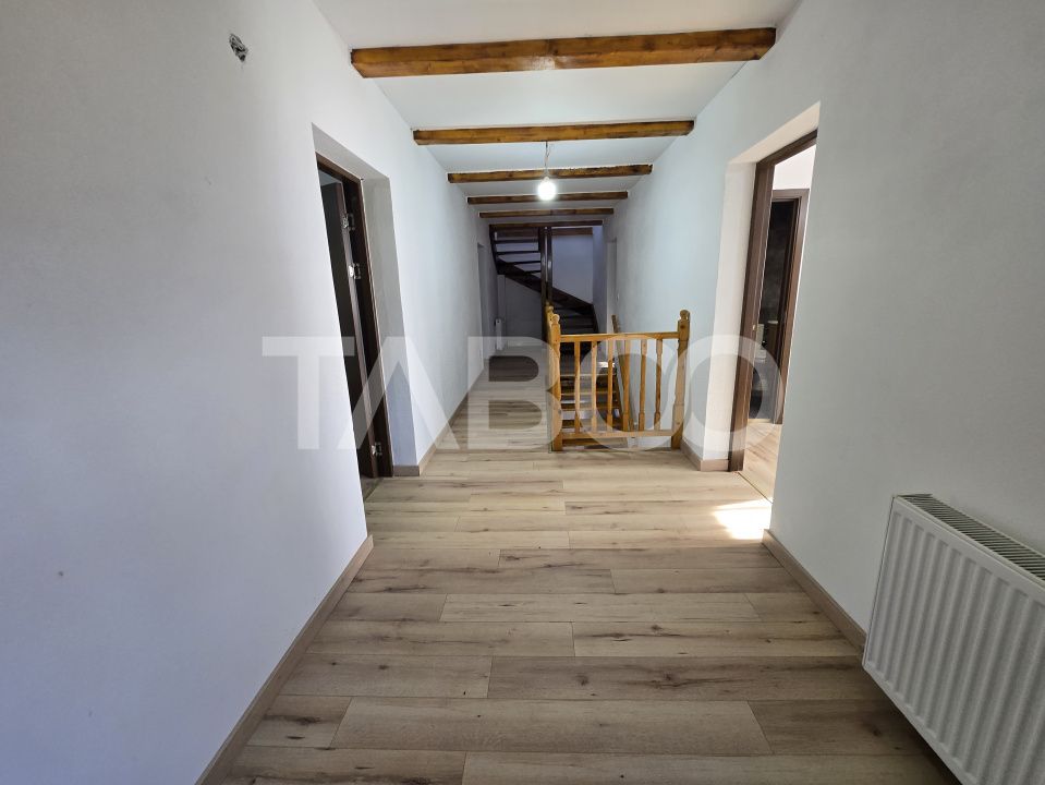Casa de vacanta noua de vanzare 278mp curte 855mp Valea Avrigului – fotografia 18 din 22