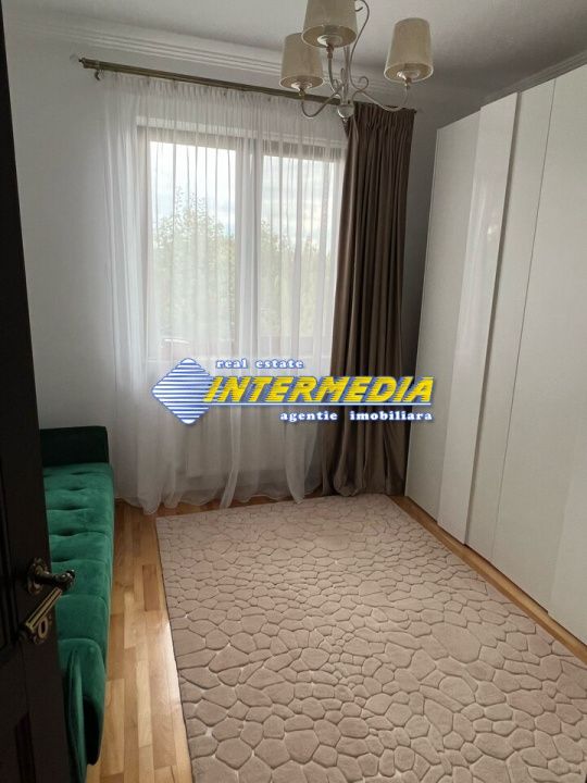 Casa noua construita pe un nivel in Cetate, ultrafinisa – fotografia 5 din 12