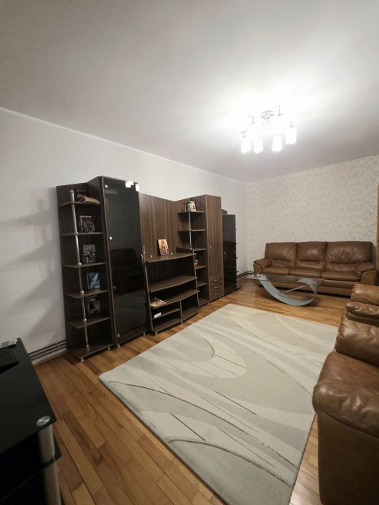 Apartament 3 camere situat in Zona Gara- Str. Traian – fotografia 2 din 14