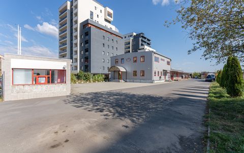 Hală cu sistem frigorific, depozitare si prod - acces facil, zona Noua - Brasov.