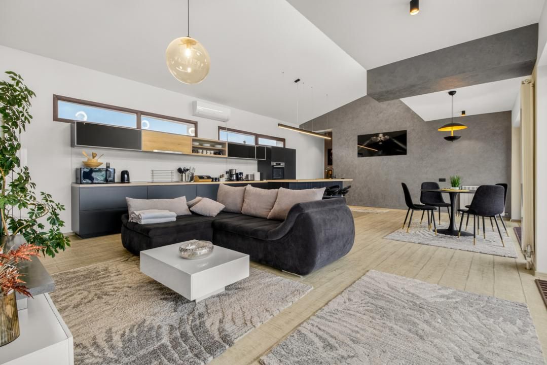 Închiriere casa modernă cu 3 camere, teren 1450 mp - zona Stupini, Brasov – fotografia 2 din 18