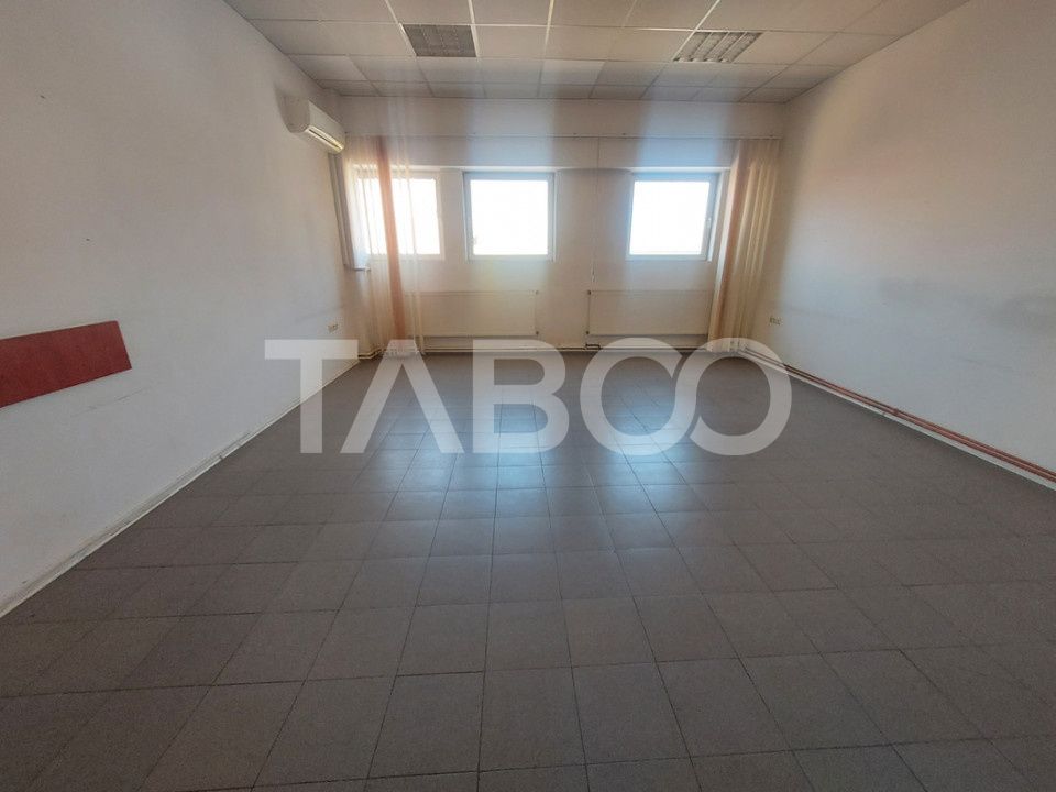Spatiu comercial de inchiriat 1300 mpu 6 incaperi Sibiu zona centrala – fotografia 6 din 12