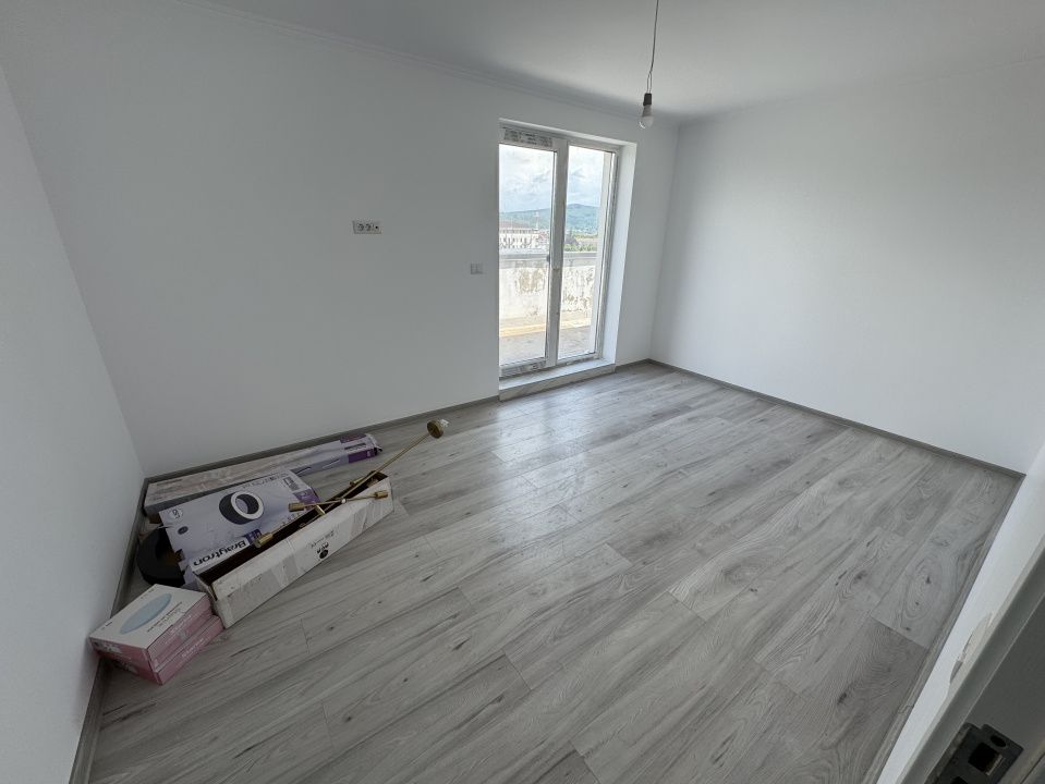 🏡 Apartament modern cu 2 terase generoase – Aurel Vlaicu 🏡 – fotografia 4 din 9