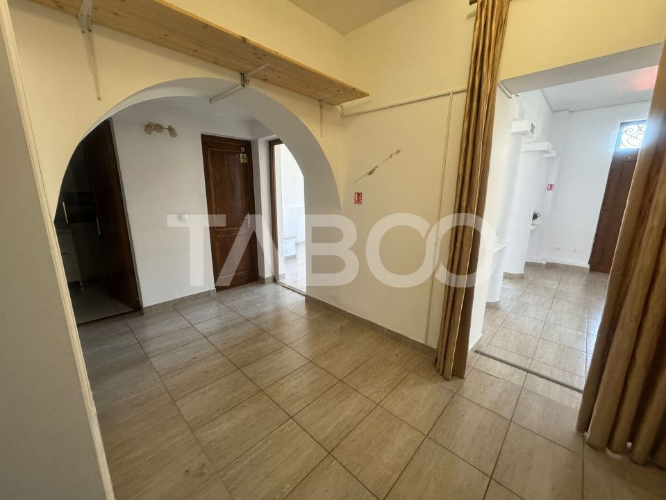 Spatiu comercial de inchiriat 3 camere 80 mpu Calea Dumbravii Sibiu – fotografia 4 din 6
