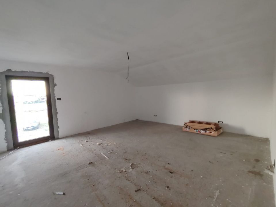 Casa individuala 5 camere cu teren de 747 mp in Sanandrei – fotografia 7 din 23