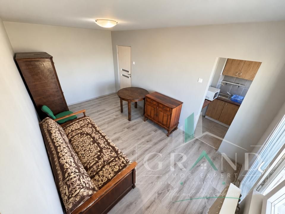 Garsonieră | Balcon închis | Etaj intermediar | Mărăști–zona Răsăritului – fotografia 8 din 19