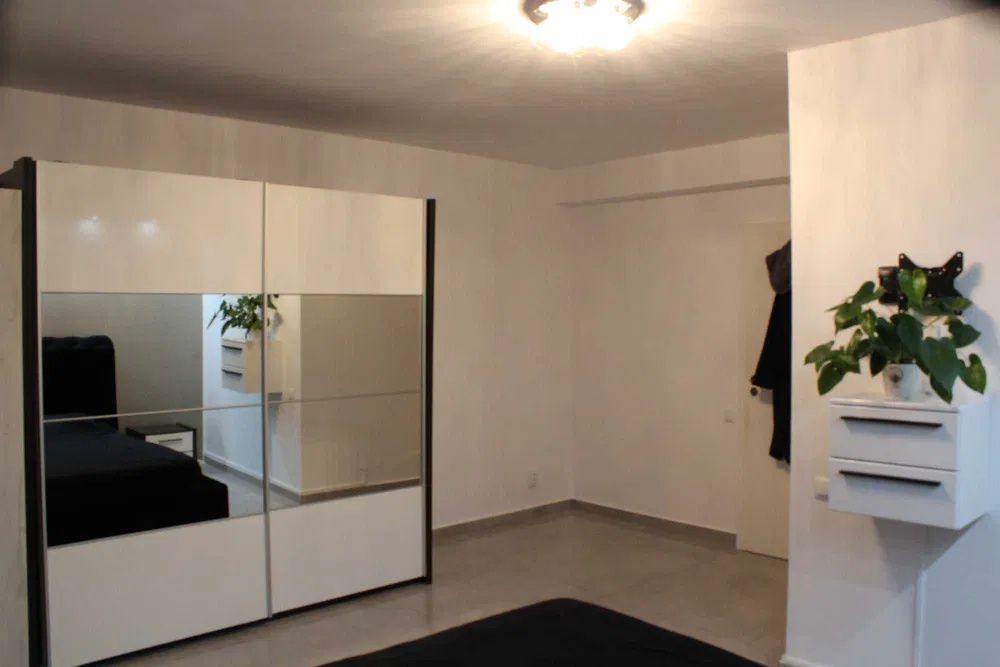 Apartament 3 camere zona VIVO Str.Razoare 68mp – fotografia 4 din 8