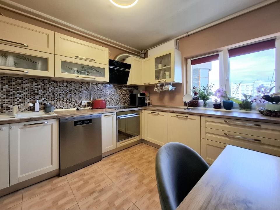 4 Camere | 96MP | Calea Vitan | Centrală | 2 Parcări | Renovat/Mobilat/Utilat – fotografia 10 din 18