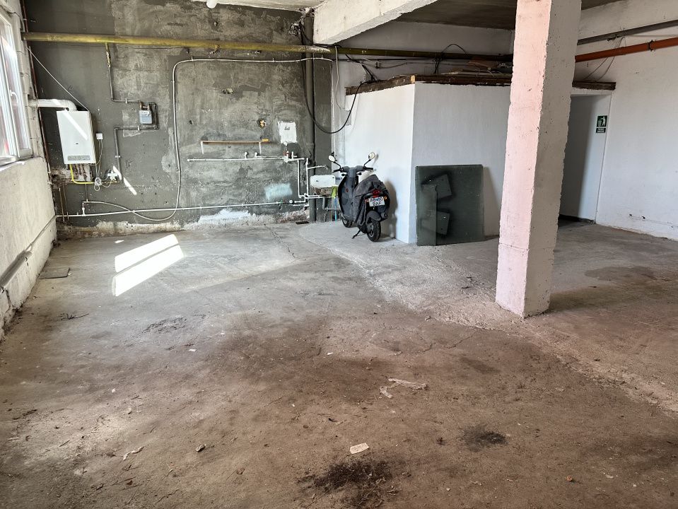 HALA DE INCHIRIAT I 150 MP I ALBA IULIA I GRUP SANITAR I BIROU I – fotografia 13 din 13