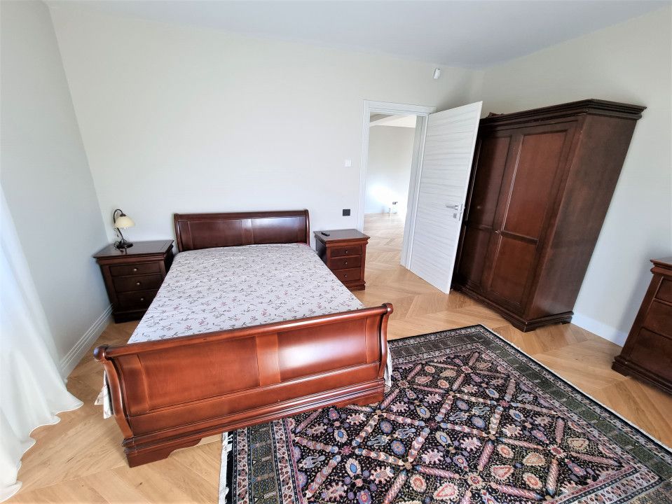 Eleganta, intimitate si tehnologie – casa premium in cartierul Terra – fotografia 19 din 32