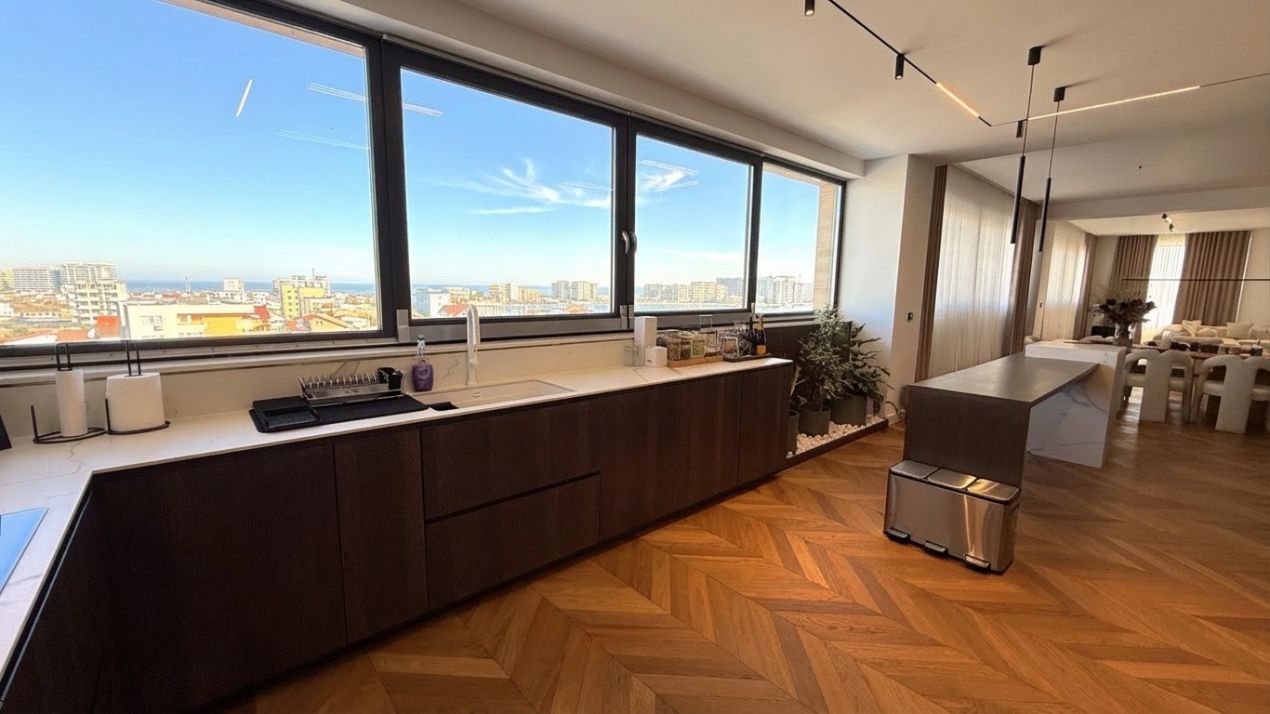 Penthouse 5 camere, vedere la Mare si la Lac, 2 parcari subterane la ALB – fotografia 3 din 84