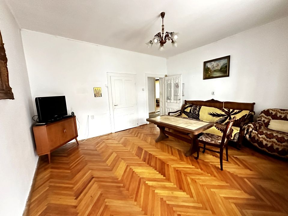 Casa 4 Camere pe Parter 441 mp Teren Alba Iulia Ultracentral CENTRU Turistic – fotografia 8 din 49